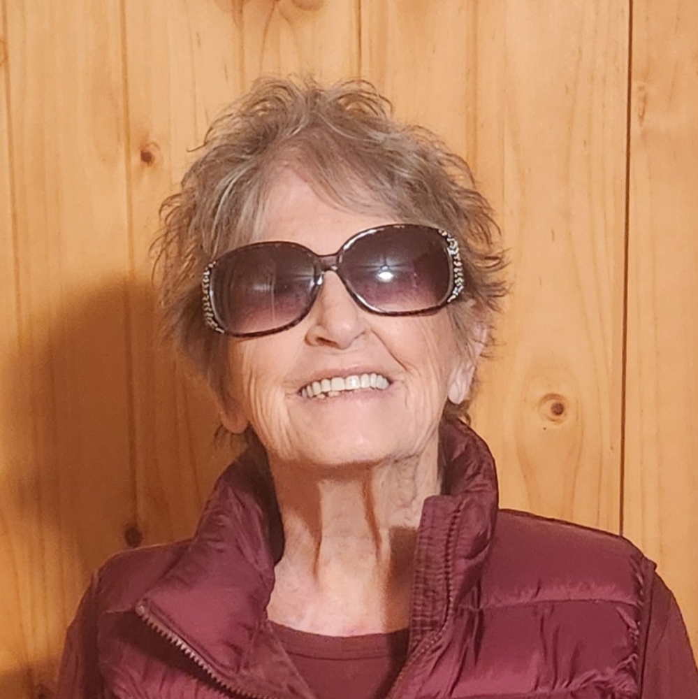 Meet your Posher, Mitzi